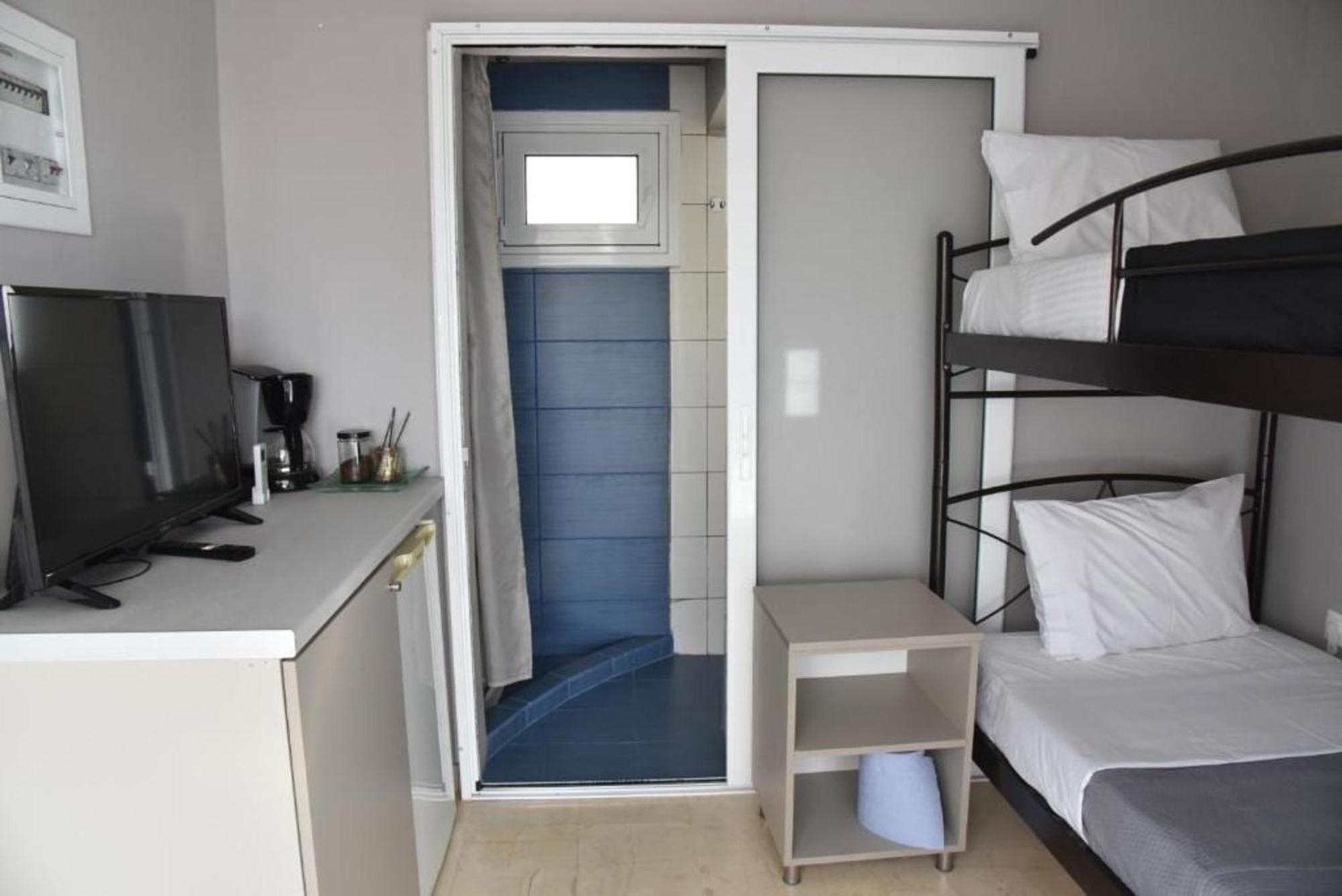 Tiny Rooftop Apartment Athena Bagian luar foto