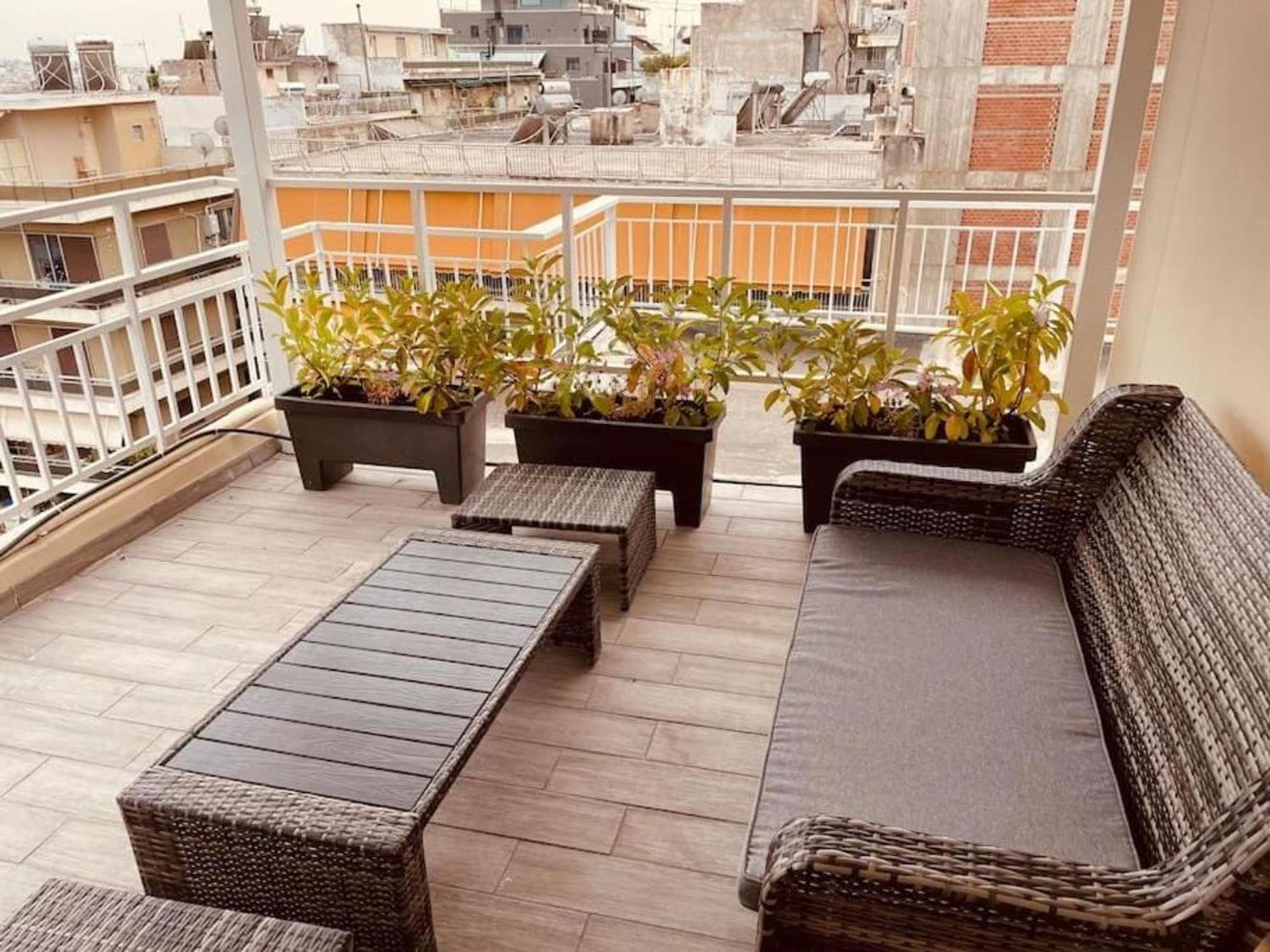Tiny Rooftop Apartment Athena Bagian luar foto